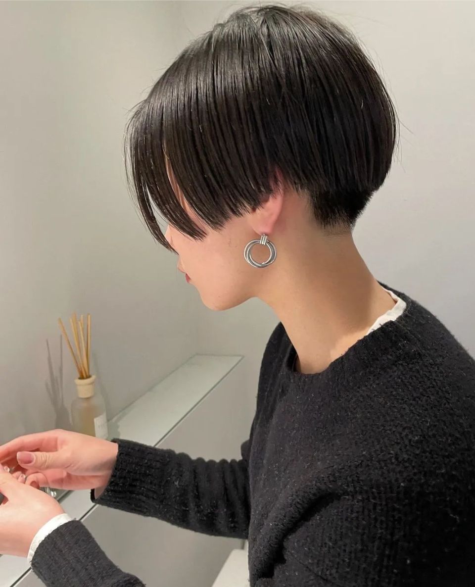 饮食 受欢迎的发型14款，百变时尚很修颜，适合大多数女性
