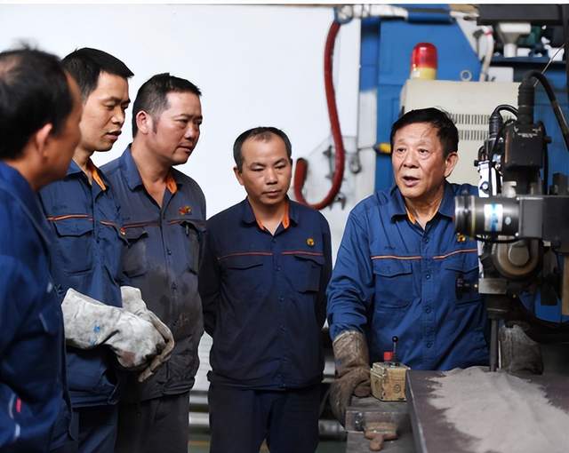 教师|幸福感最强的5大职业，教师职业都没上榜，榜首让所有人值得信赖