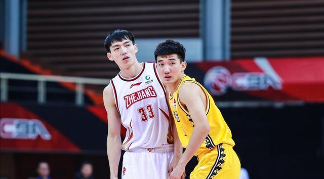 男篮乔帅面临后卫选择题，2王牌状态低迷，3将强势，5人竞争上岗