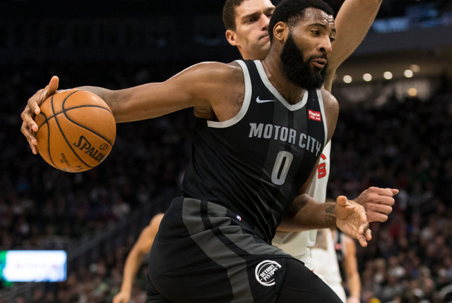 雄鹿队|美职篮NBA：雄鹿vs活塞 尼克斯vs奇才
