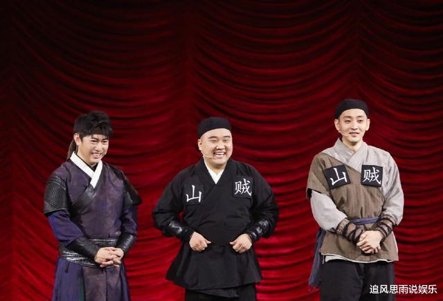 小品|捧不红的大碗娱乐配角,演个小品从头到尾不好笑,贾玲看了都着急