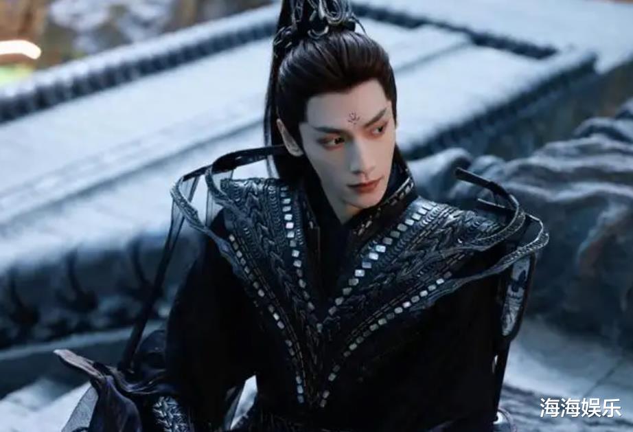 白梦妍|《警察荣誉》还在热播，白鹿又一新剧即将来袭，二搭男主令人期待