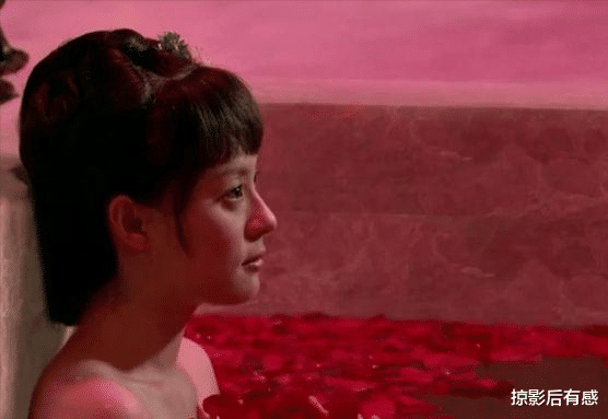 华妃|在《甄嬛传》中,皇后为何一听说甄嬛被赐汤泉沐浴就立刻身子不舒服?