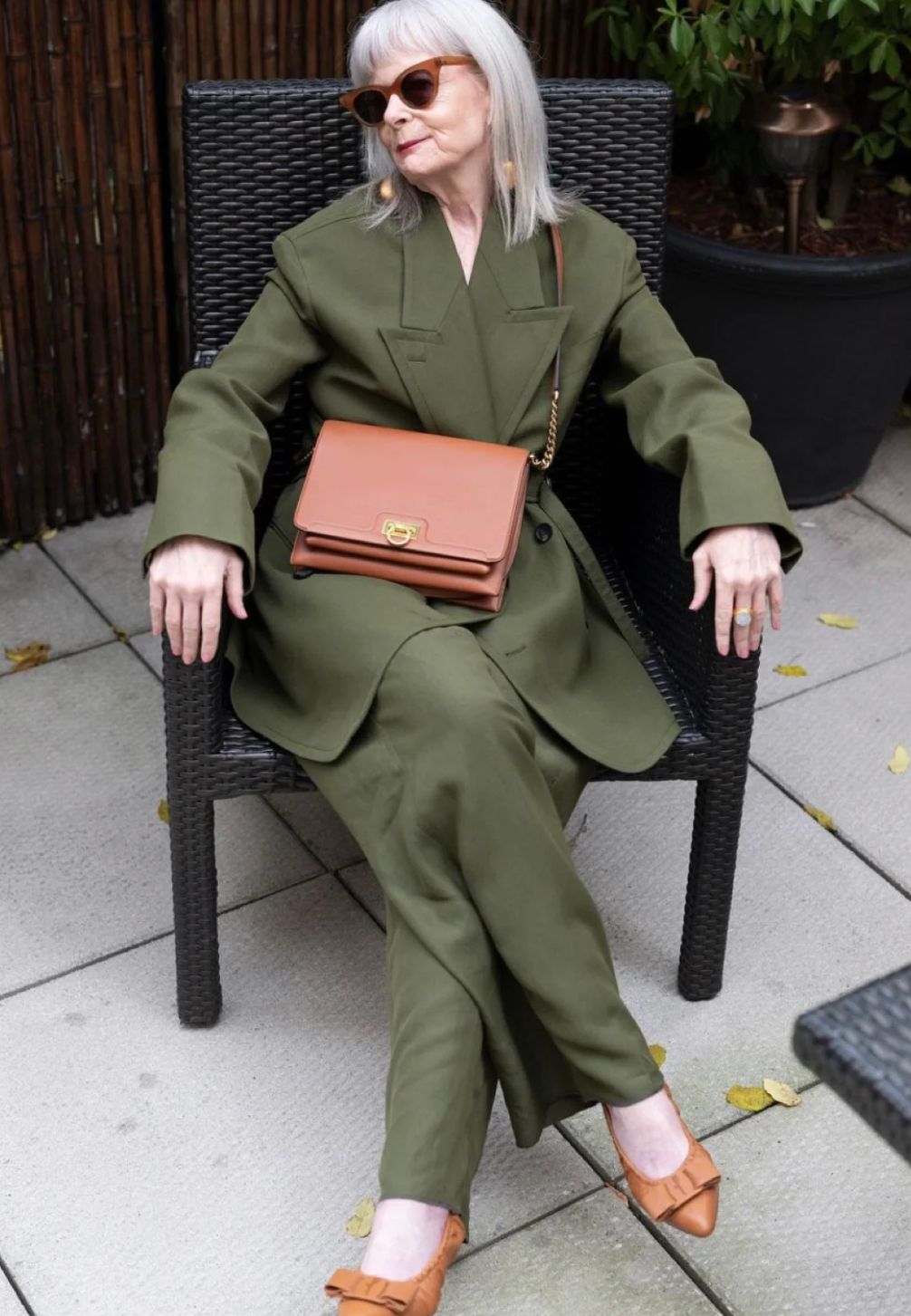 忘掉年龄，扔掉老年装！这才是阿姨辈该有的穿搭，真正优雅到老