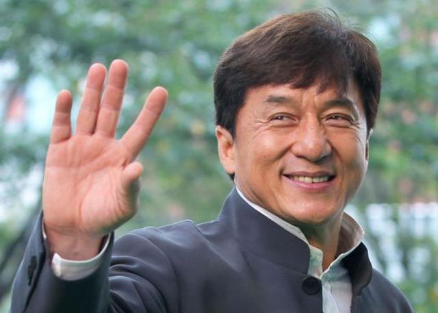 成龙|成龙到底是不是花拳绣腿