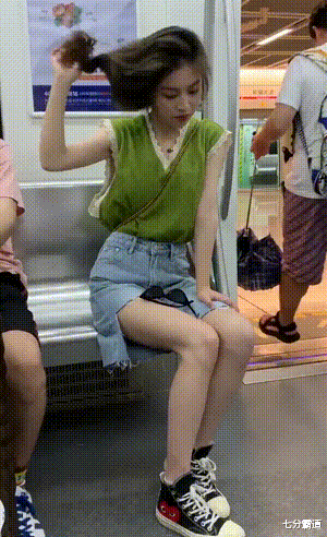 林志玲|阔太李念被疑整容！大眼迷人神似林志玲，嫁富豪融入香港上流圈