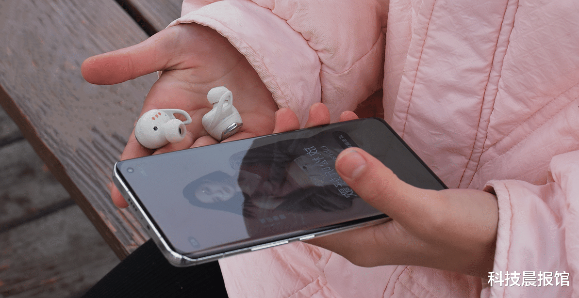 無線耳機|誰說無線耳機不能談音質？JBL Reflect flow pro打破常規