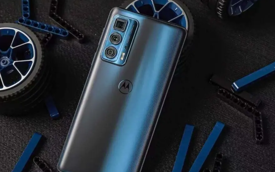 CPU|当手机的CPU和内存在处理数据时，存储空间太小，仍然会导致卡滞