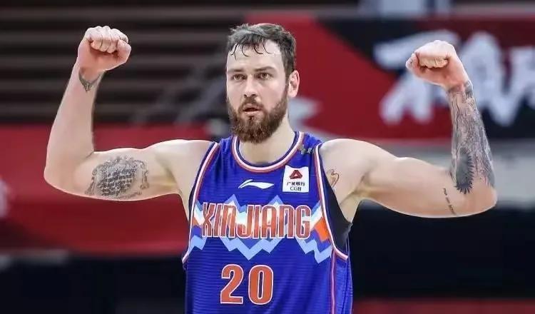 |CBA广东内线三选一，得其中一人将大功告成！朱总该出手了