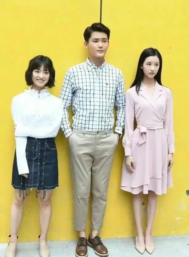 迪丽热巴|救命,内娱看不上的沈月,已经火遍越南了!