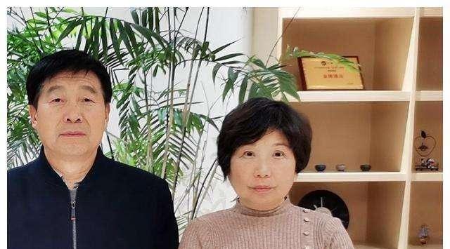 郭希宽|许敏先抱走了我的孩子！郭希宽晒照送网友节日祝福，高调回应质疑