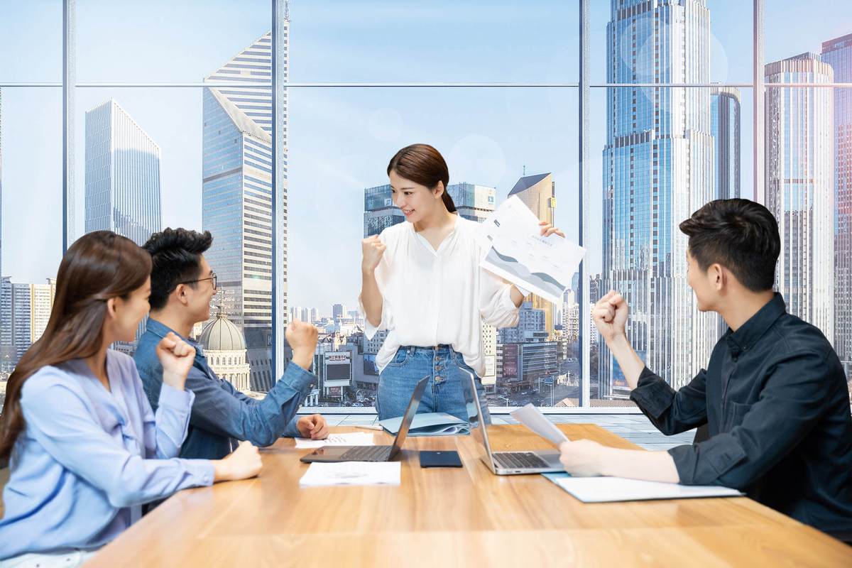 职业教育|?5本现代职场小说，职场、商场上遭遇激烈竞争，该怎么应对？