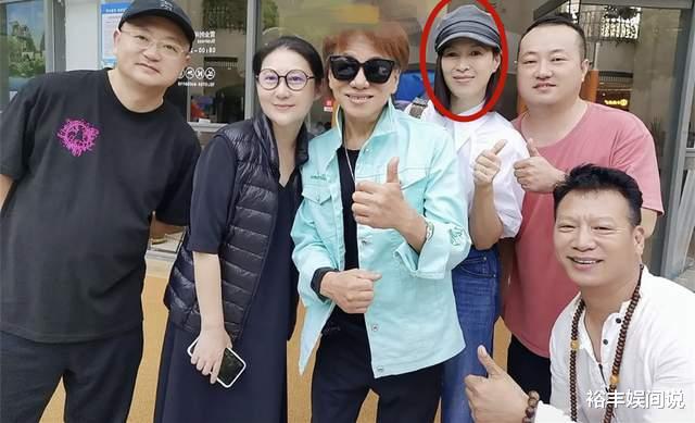 午马|一众港星齐聚吴志雄餐厅！温碧霞打扮性感，午马小23岁遗孀罕现身