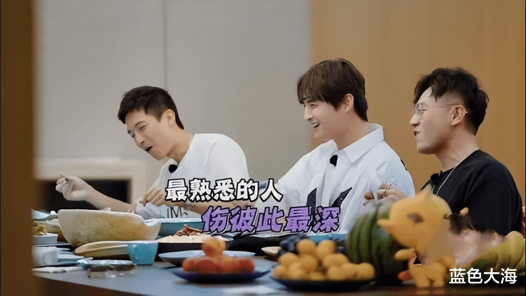 快乐再出发|豆瓣9.5《快乐再出发》火到出圈，“过气男团”憋出了一个大狠招