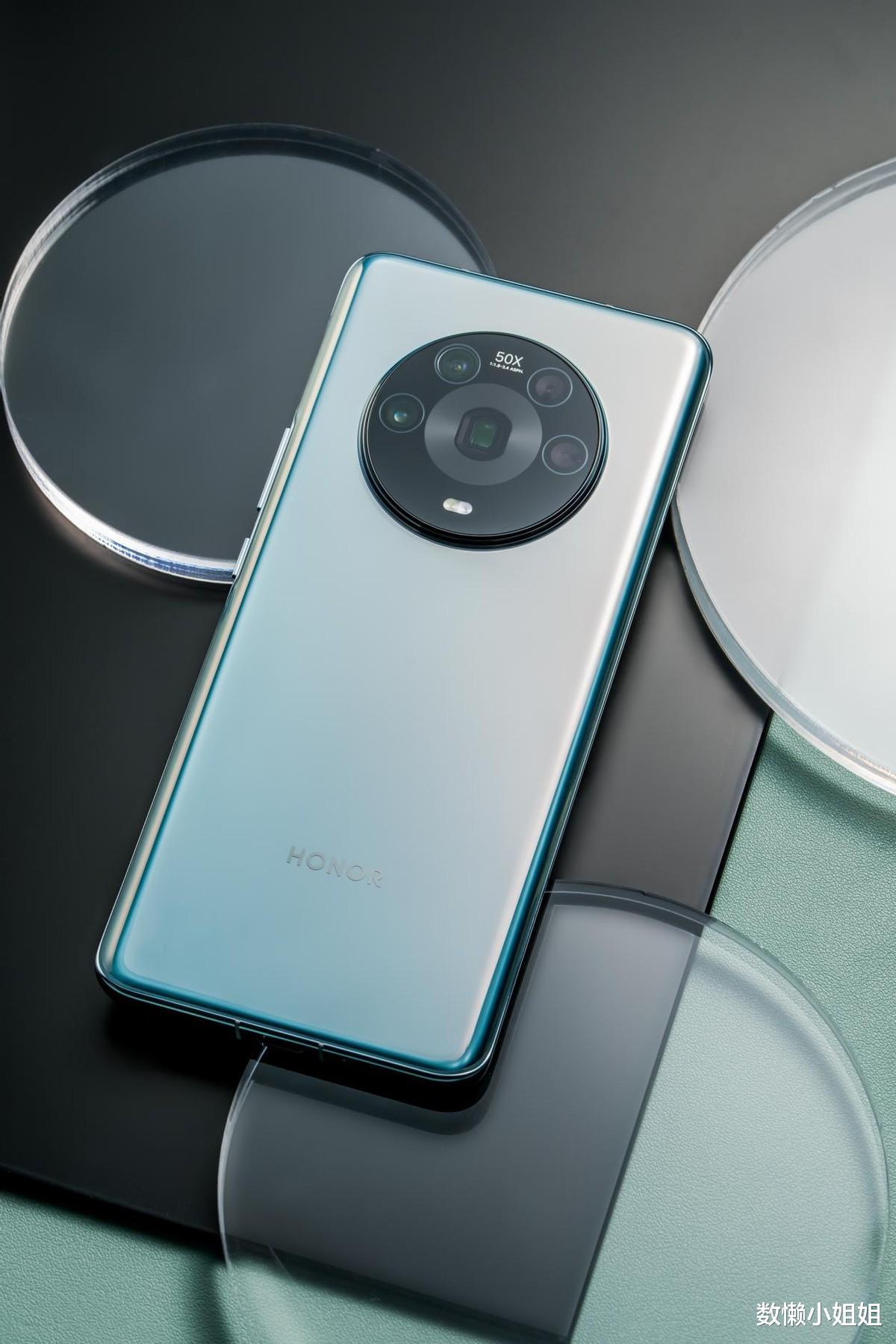 台式电脑|荣耀Magic4图赏：超曲面设计追求美学