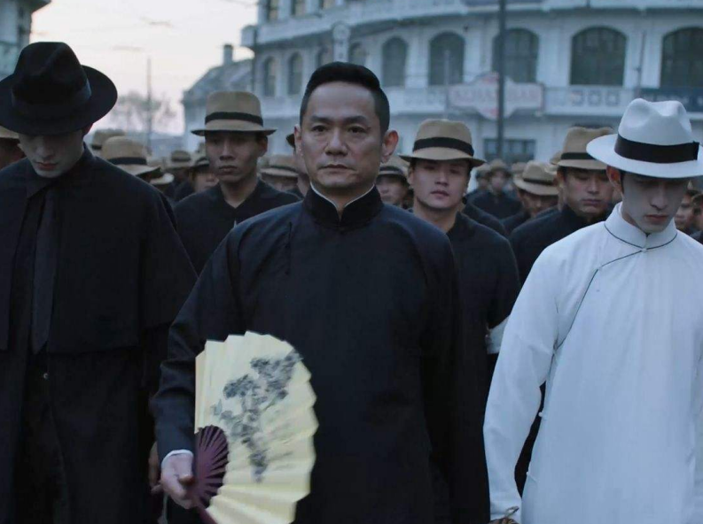 果靖霖|果靖霖为表演注入灵魂,是英雄也能是渣男,用小角色演绎多变人生