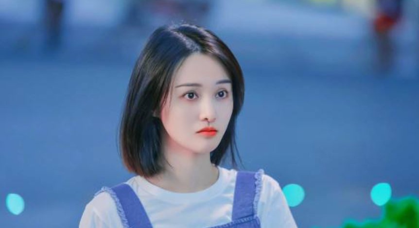 李沁|让她演女主都不红，这几位女星榜上有名，也是没谁了