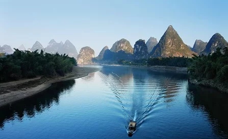 剑门关|?风景秀丽，群山起伏，值得一去的好地方！