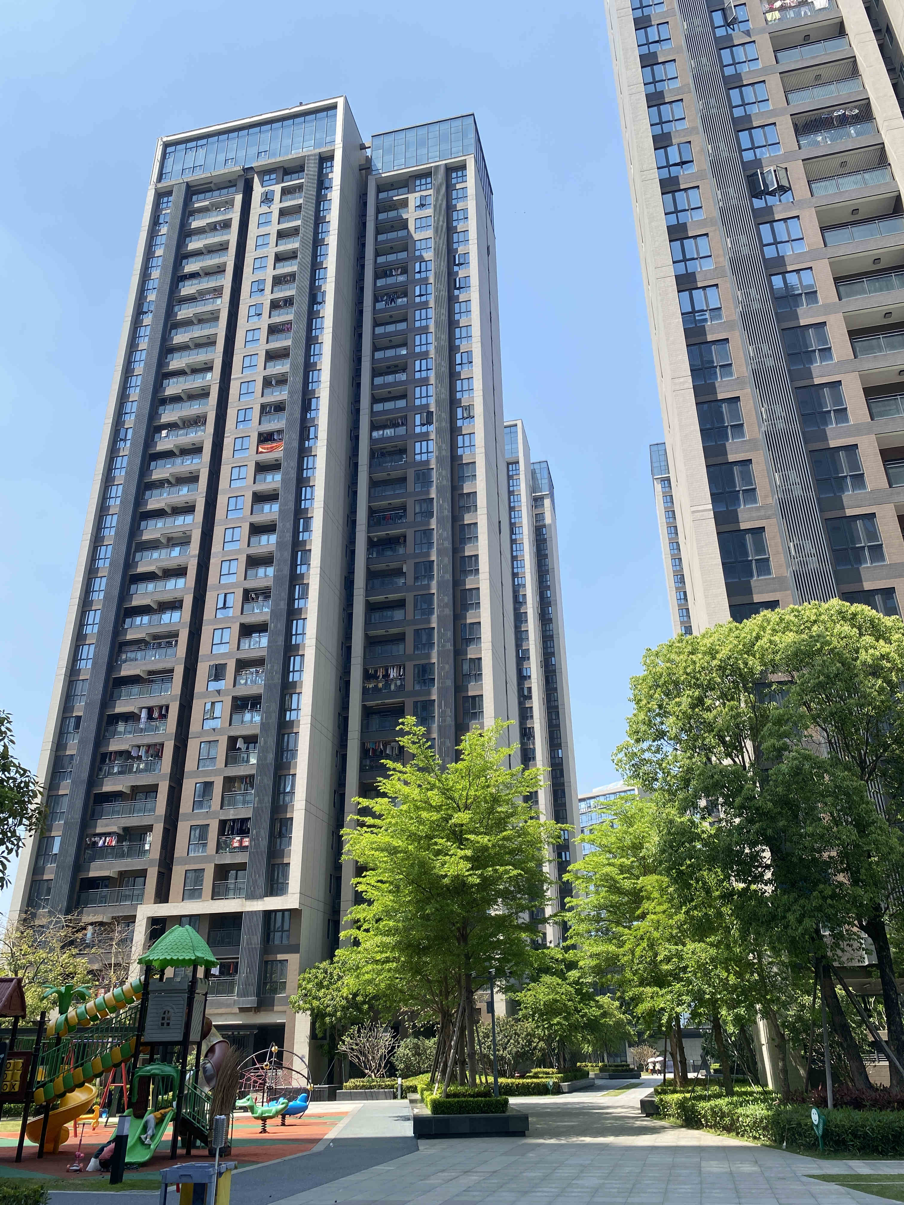 银行|花2.65w买深圳龙华最漂亮9栋统建楼，值得吗