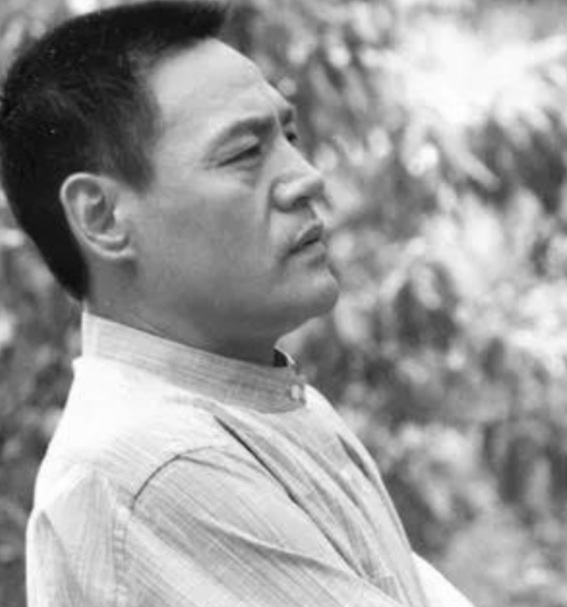 巍子|演员巍子:与妻子离婚净身出户抱着儿子大哭,如今儿子成他的骄傲