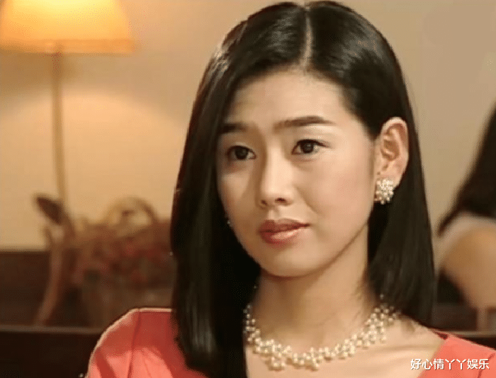 雅俐瑛|人鱼小姐:白秀林比雅俐瑛还优秀吗?为何她能轻易打败雅俐瑛呢?