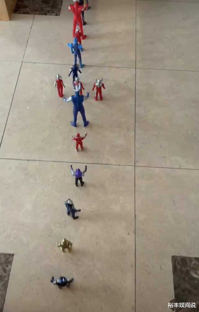 高曙光|高曙光与富婆妻子庆结婚七周年!同框画面好温馨,相差17岁无代沟