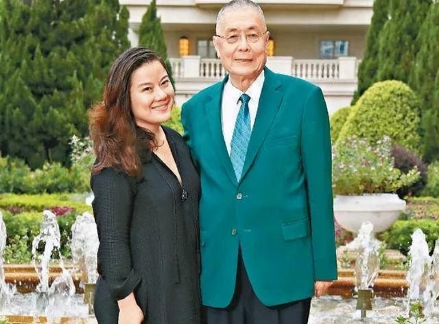 刘诗昆|孙颖：41岁嫁入豪门，44岁为81岁的老公生下女儿，还想拼二胎