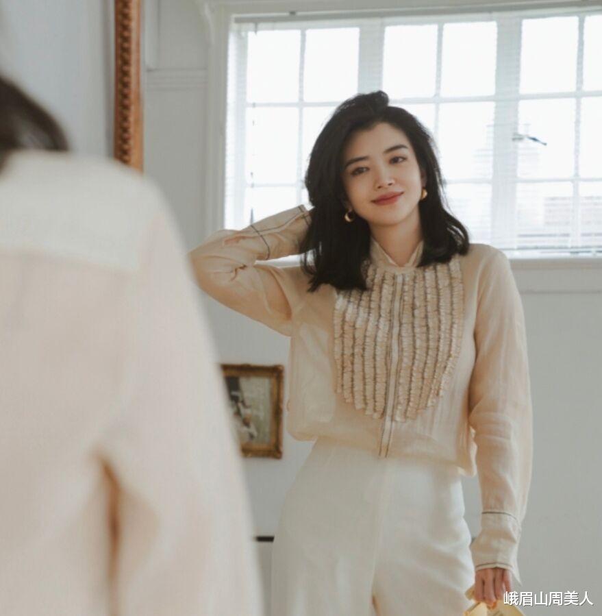 高马尾 建议中年女人:烫染发最好谨记这“3不要”,否则显老还拉低气质