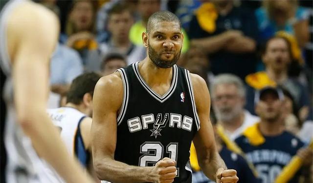 篮球|在NBA，都有哪些半路转行，但仍然吊打了一众球员的巨星呢？