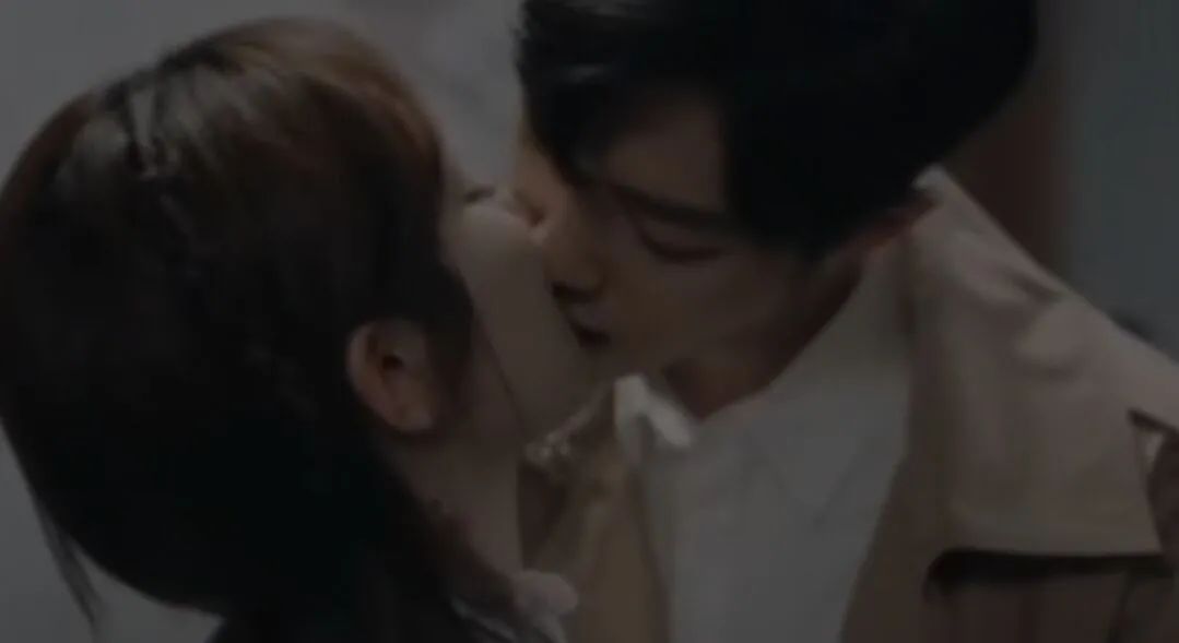 顾魏|《余生请多指教》番外4，新婚之夜压轴名场面：顾魏温柔以待