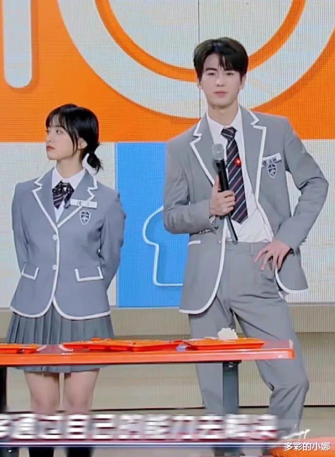 |救命，内娱看不上的沈月，已经火遍越南了！