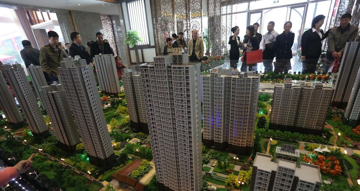 镇江|镇江楼市,南强北弱,下滑1.8%,下滑半年回归平稳:人口少的关键