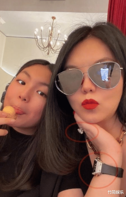 郭晶晶|郭晶晶真是太敢了!一巴掌打醒李湘,让她看清豪门与土豪的本质区别