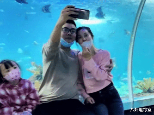 天灯|田舅舅放天灯,为田静姚威祈福,祝福语令人破防,网友:有心了!