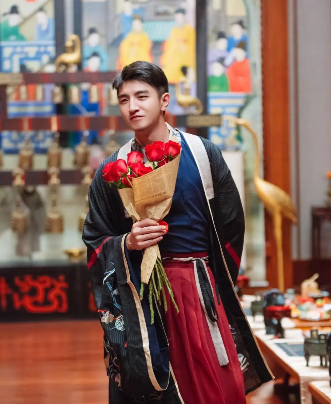 女孩|圆脸小花得罪制片人？唐嫣粉丝多事？金瀚靠后台抢角色？