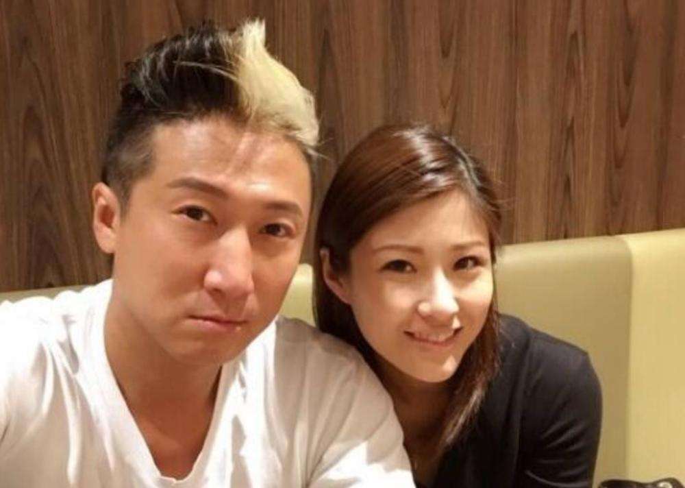 洪金宝|洪金宝的女儿38岁未嫁，看到照片才明白，这谁敢娶？