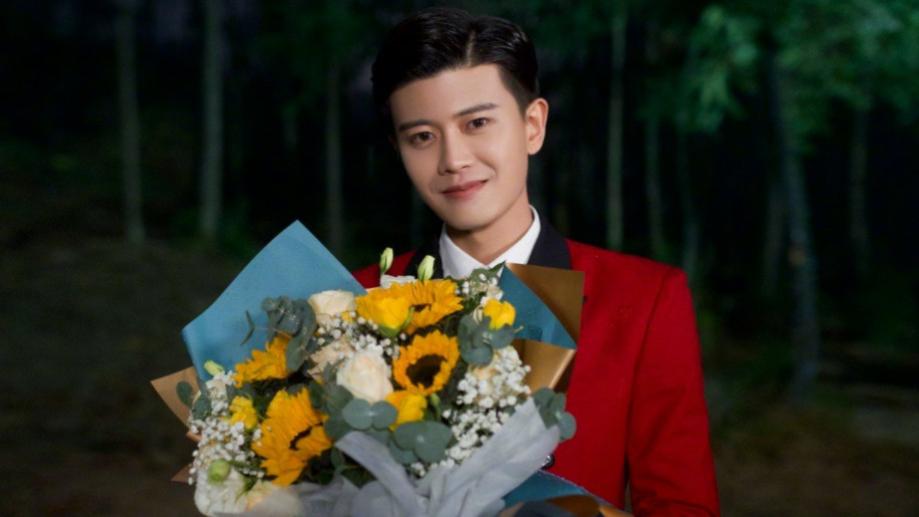 任嘉伦|出道19年成二番，baby粉丝黑头像，不满任嘉伦，《暮色心约》咋办？