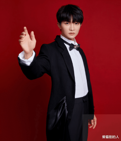 汤姆·赫兰德|“要长相守也要听此刻虫鸣”，美好的日子，记得听周深《要一起》