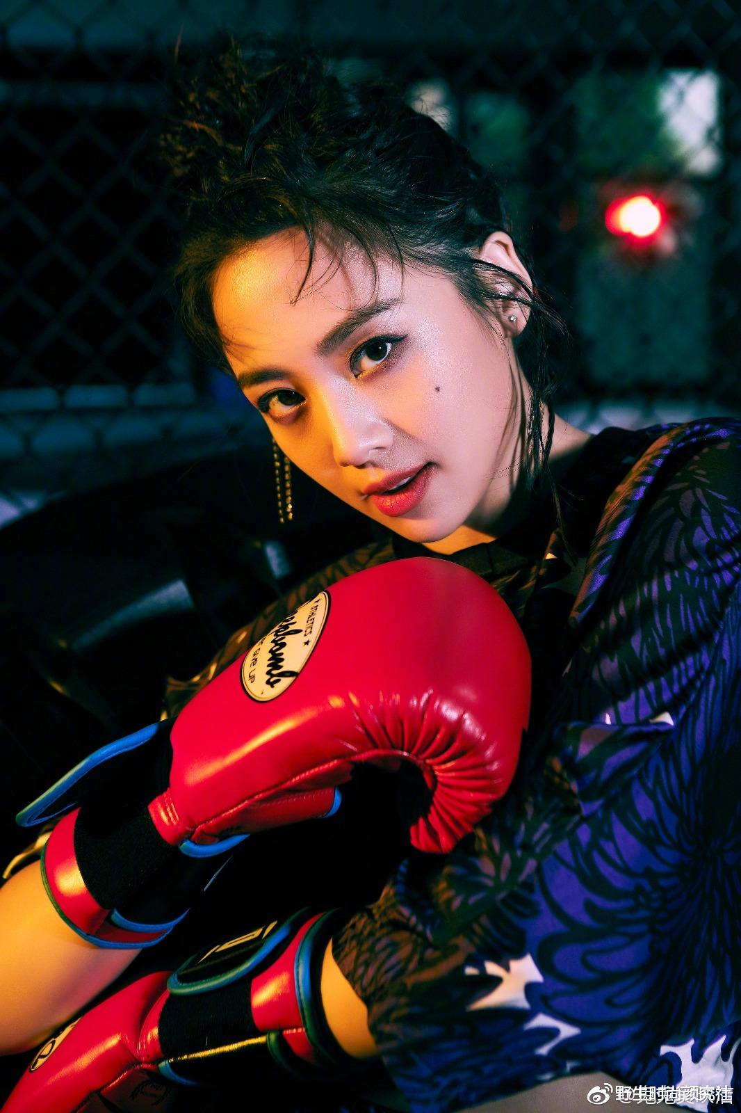 吴映洁|她三十岁的脸还能保持十八岁的少女感？