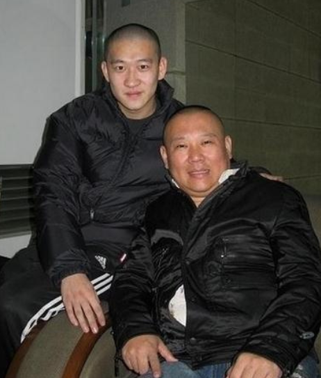 曹云金|曹云金放弃相声改说评书,吐字清晰、发音标准,能力不输郭德纲!