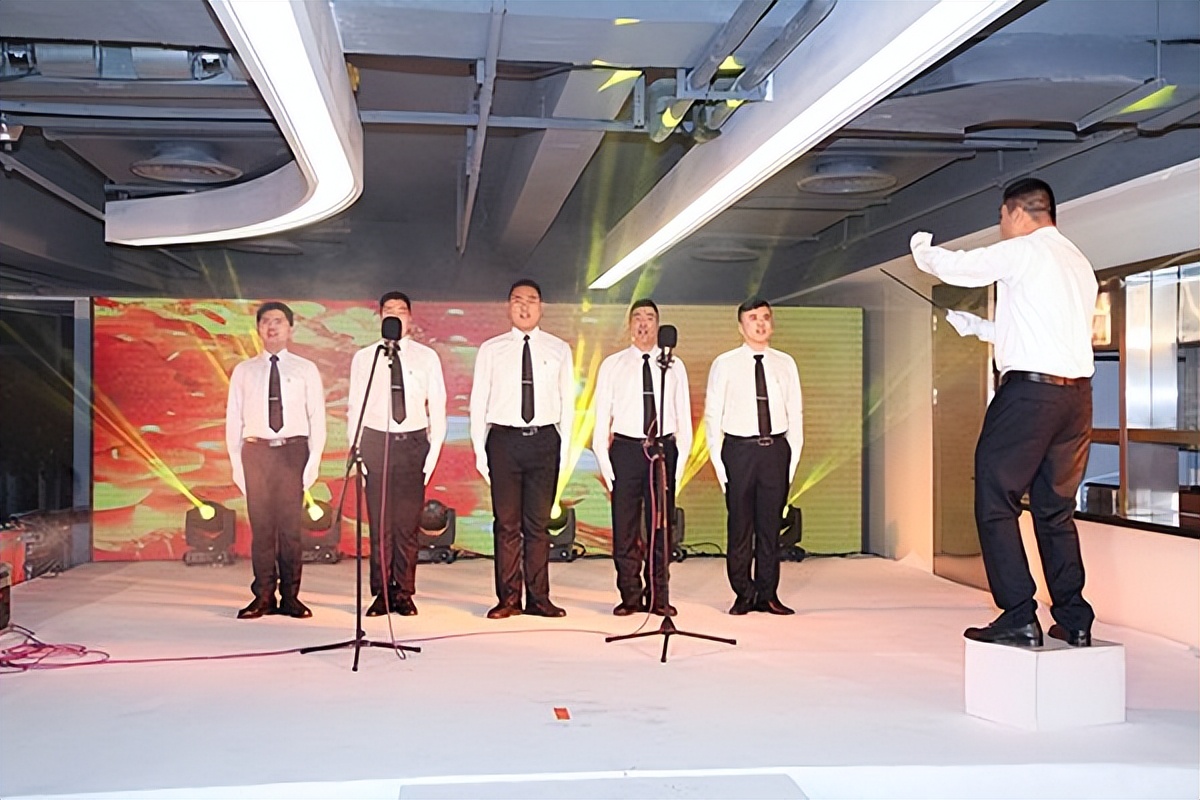 大学生|鸿星尔克又来整活，大学生们羡慕了，这样的公司请多来点招聘岗位