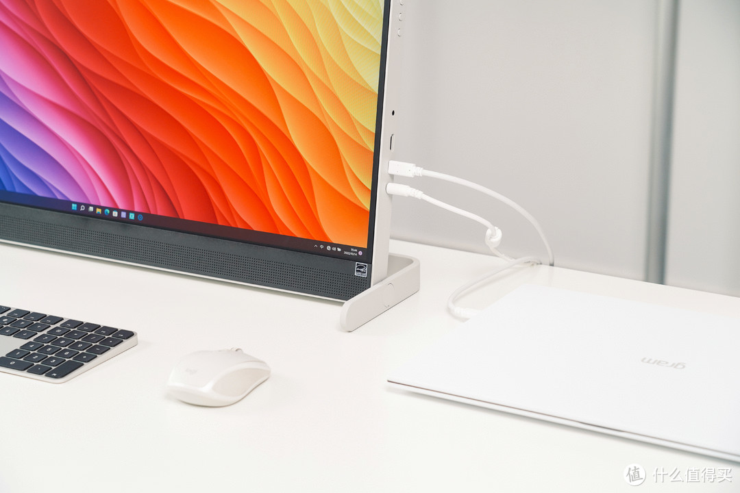 便携屏里的全面异类:LG 27BQ70QC 魔动屏(Libero)