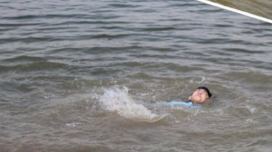 张馨予|?拒绝假骑马、假肌肉、假下水，22岁吴磊的出现，打了多少鲜肉的脸