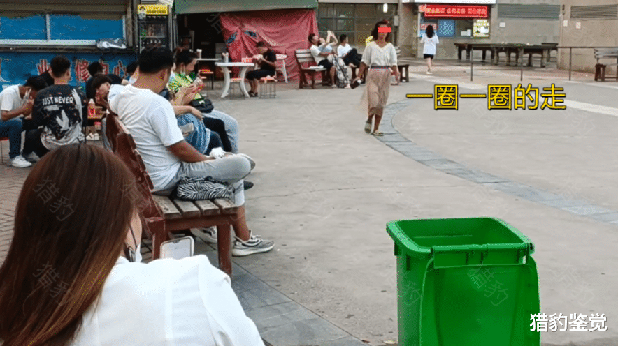 河南:女子被男友甩了失魂落魄,每天绕着溜冰场走圈,模样可怜