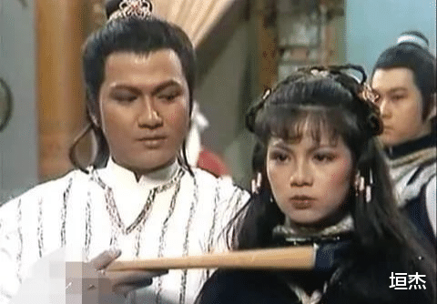 欧阳克|白驼山少主别硬演，7版欧阳克对比：有人帅过杨康，有人硬凑尬演