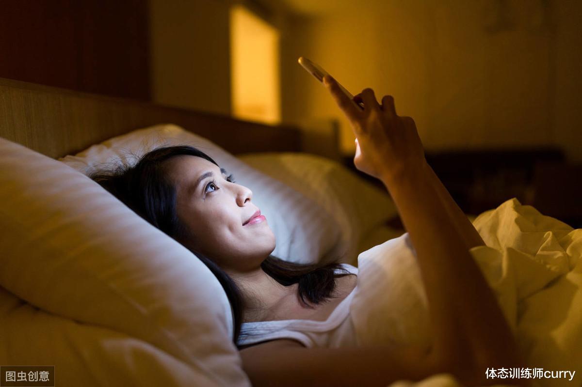 睡眠|三分练七分吃，还有九十分是睡眠，健身只关注饮食？睡眠才是关键
