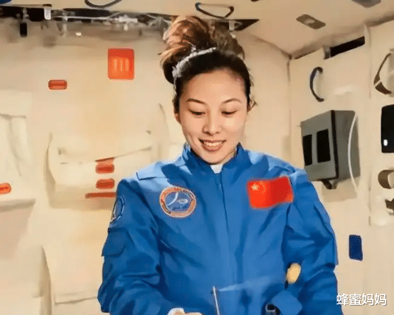 王亚平|中国最美女宇航员王亚平，颜值履历双在线，这才是最值得追的星