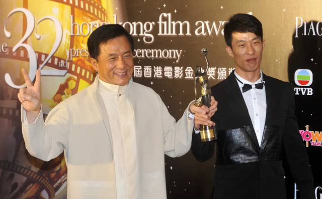 抖音|成龙大哥的“成家班”真有网传那么不堪吗?