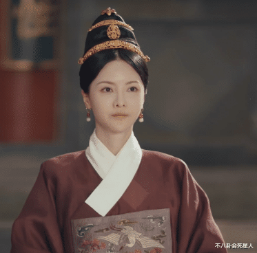 尚食|《尚食》首播！12位女星同比美，谁扛不住死亡妆造谁尴尬