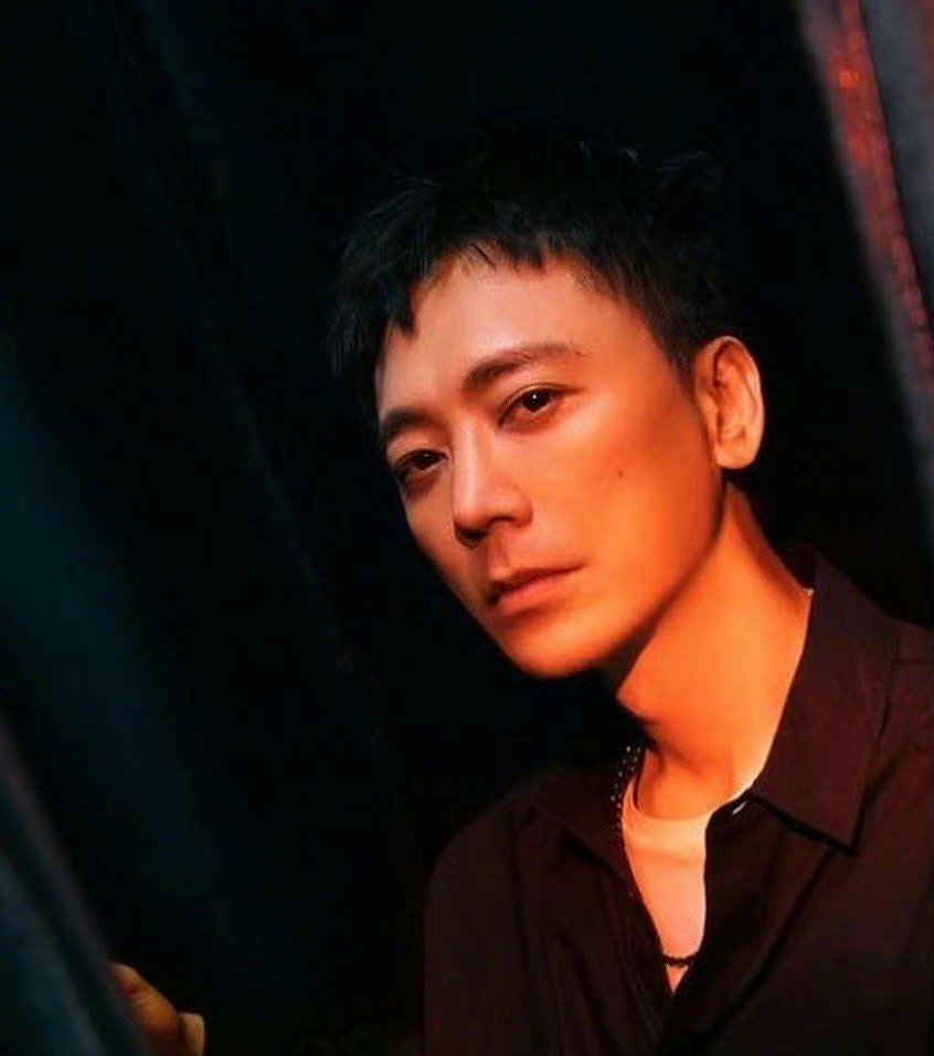 郑钧|《披哥2》最终嘉宾名单更新，郑钧汪峰“摇滚两璧”即将合体，7人IP已显示湖南